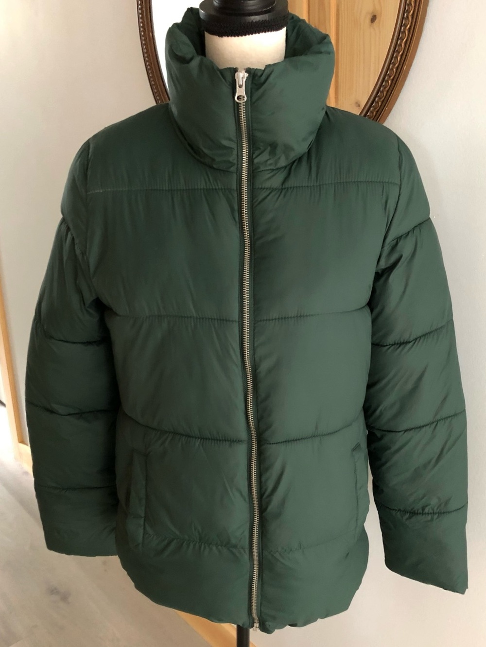 Old Navy Forest Green Puffer Jacket Size Small
